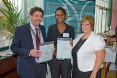 Staff receiving awards for DLR6 work