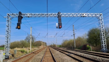 Signalling gantry installation at Warrington March 2024