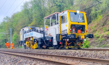 A Beaver tamper tamping track