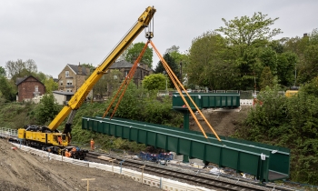 A Kirow 1200 installing a bridge