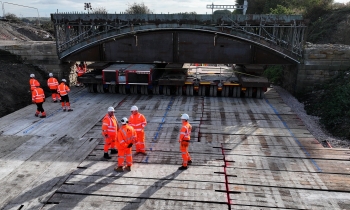 the TRU East Alliance successfully lifted away Crawshaw Woods Bridge - a 200 year old, cast-iron railway bridge 
