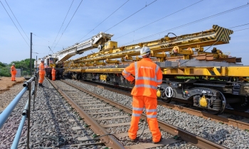 Radlett main line junction kirow crane