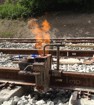 aluminothermic welding.JPG