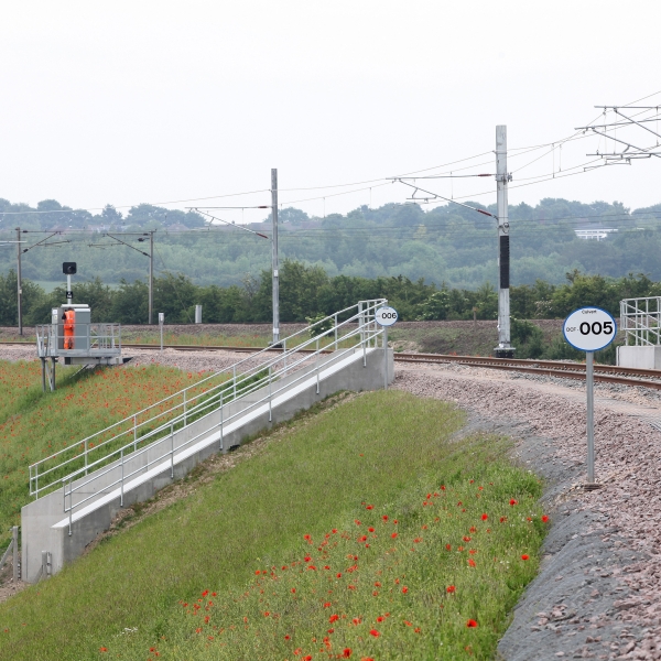 Overhead line and signalling work at Hitchin