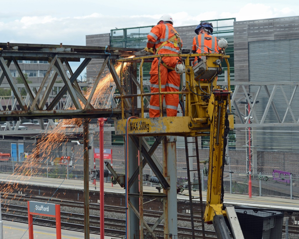 Stafford gantry removal.jpg