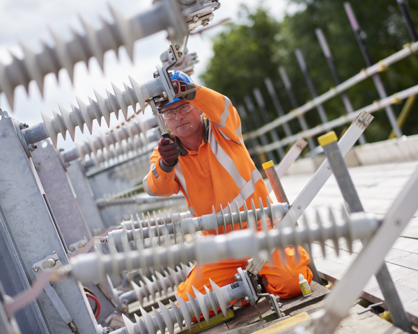 East Coast Mainline increases power supply with £216.2M contract, to optimise the passenger experience.jpg
